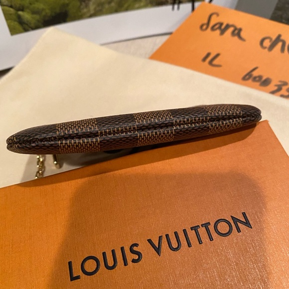❌SOLD ❌Louis Vuitton key pouch - Picture 5 of 8
